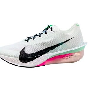 Nike Women's Vaporfly 4
Size 8 
Brand new, in box
